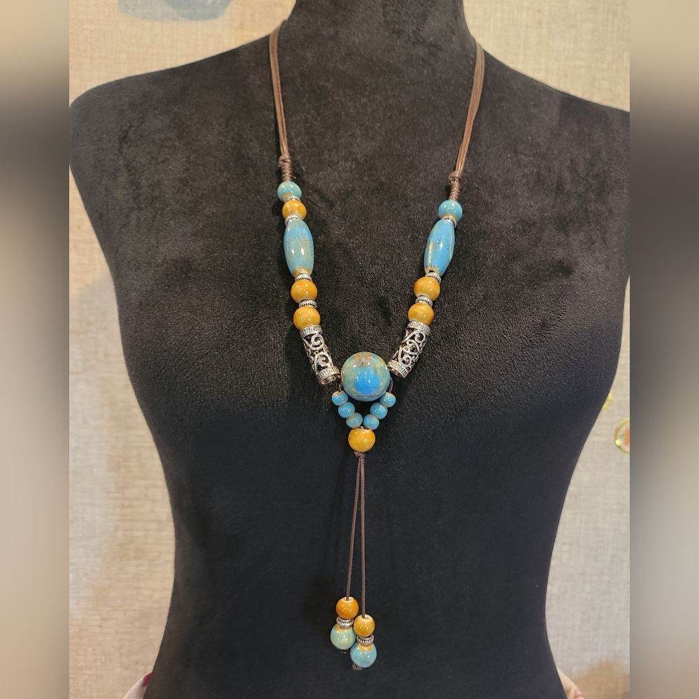 Elegant Blue and Gold Beaded Necklace